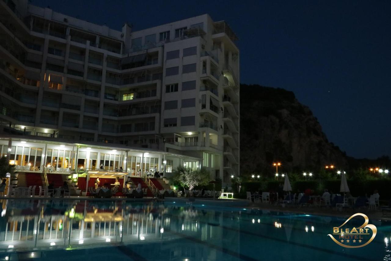 Hotel Bleart Škalngur Kültér fotó