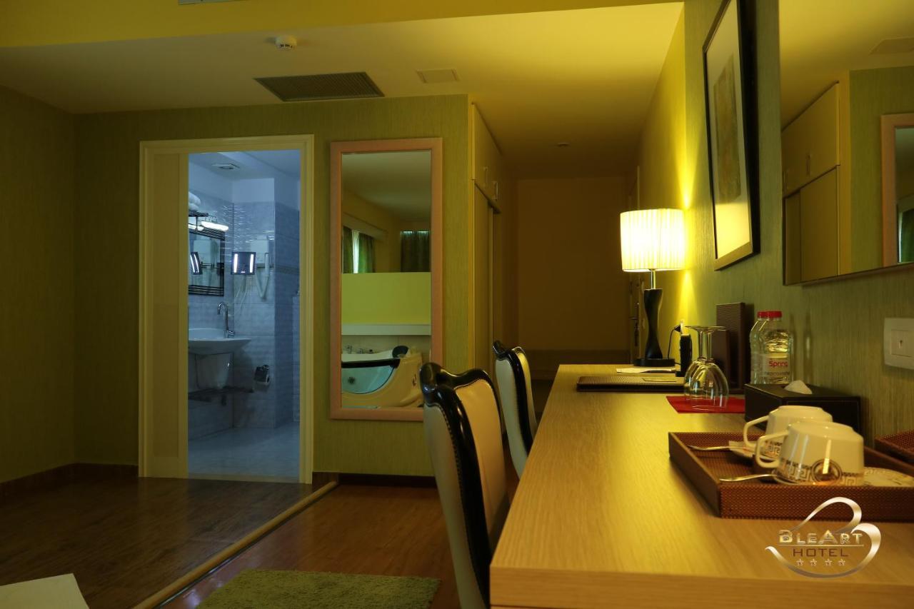 Hotel Bleart Škalngur Kültér fotó