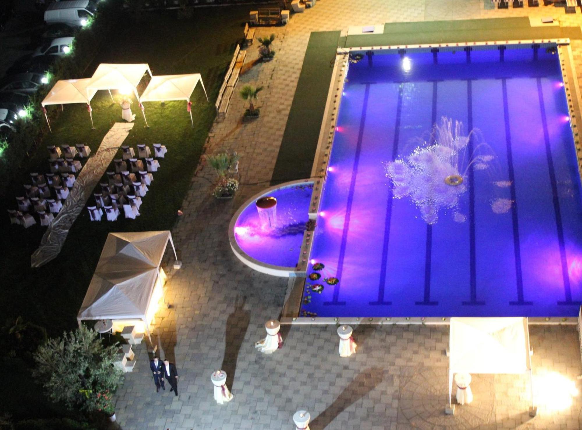 Hotel Bleart Škalngur Kültér fotó